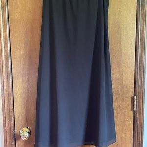 Long black plus size skirt